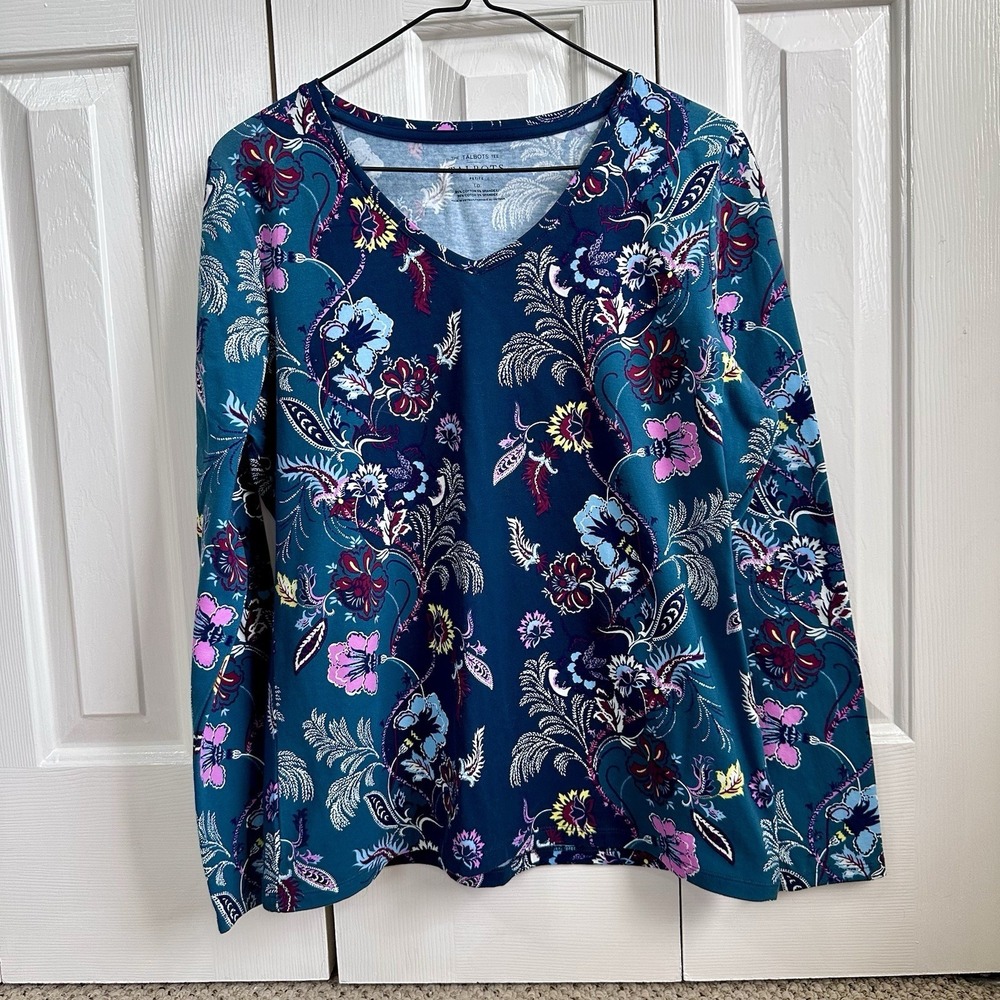 Talbots Women's PL Multicolor Floral Knit Lightweight Soft Pullover Long Sleeves